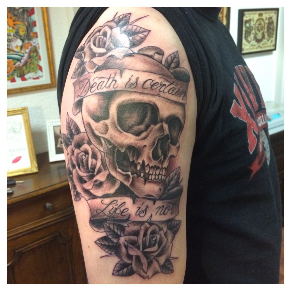 873_skullandroses